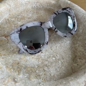 BRAND NEW Quay Australia Sunglasses!!!